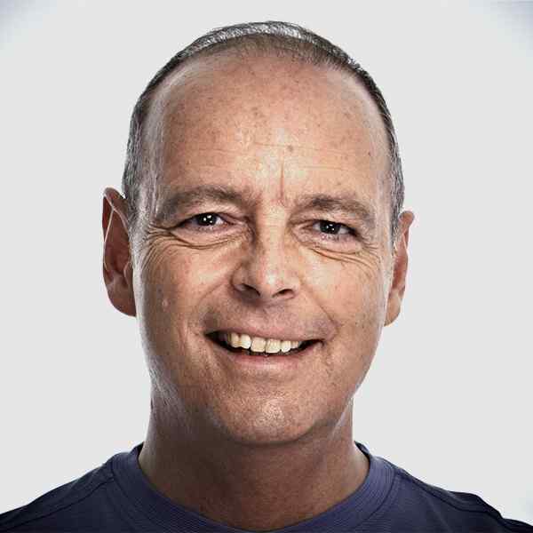 https://vector-electric.ca/wp-content/uploads/2018/09/our_team_02.jpg